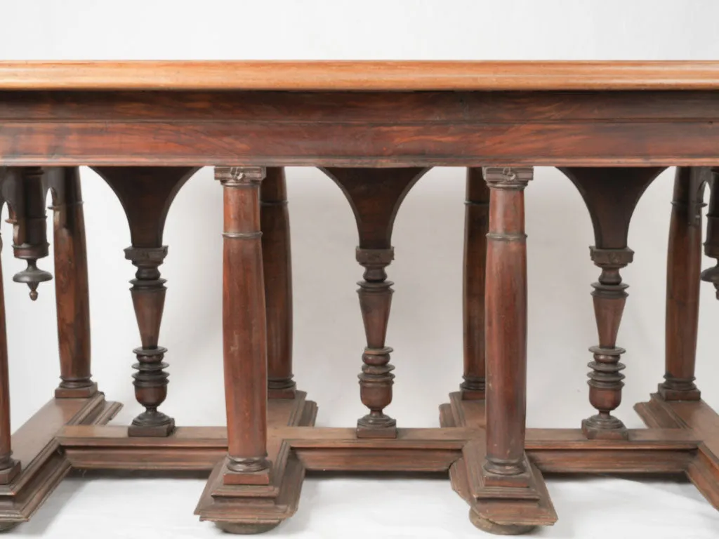 17th-century Gothic walnut table from Burgundy