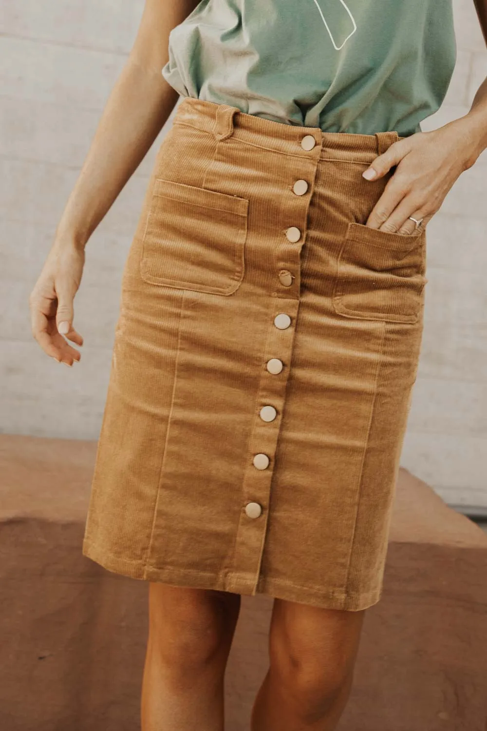 Corduroy Button Down Skirt in Camel