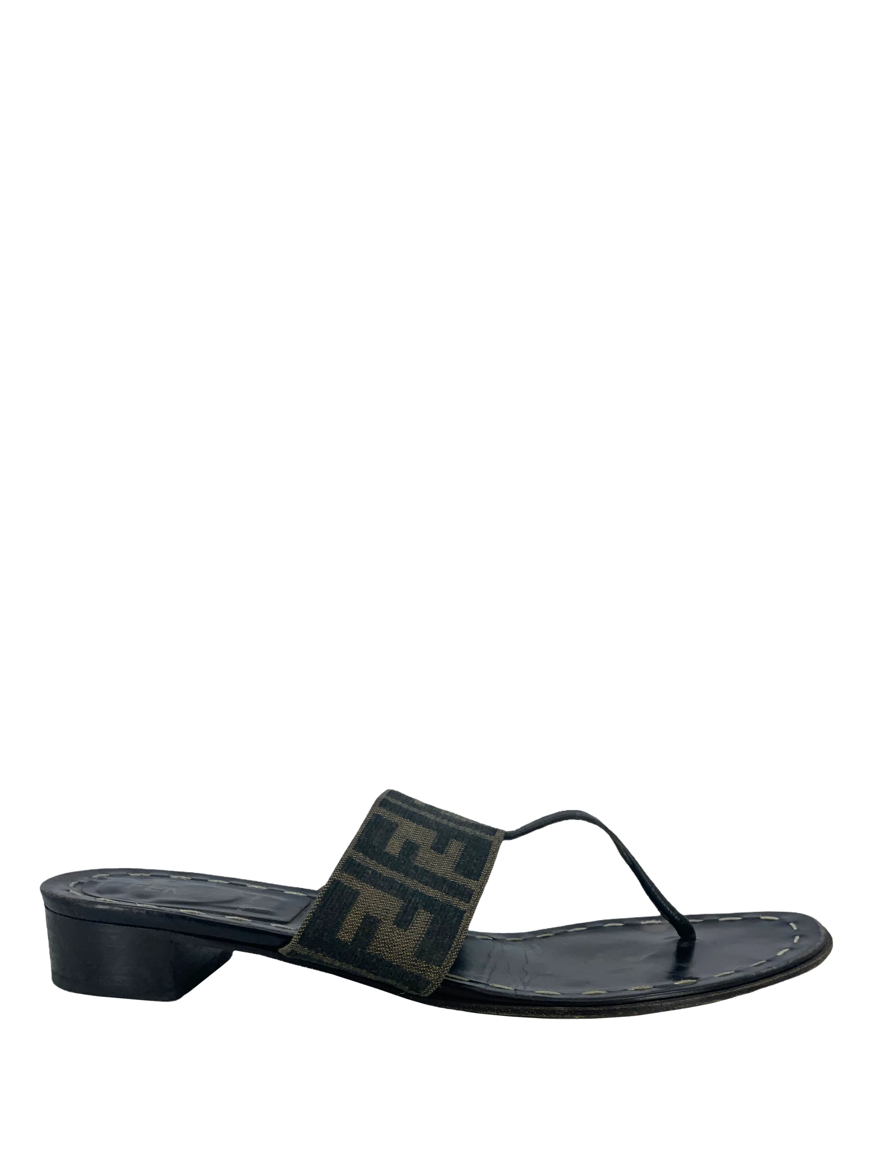 FENDI Zucca Canvas Thong Sandals Size 9.5