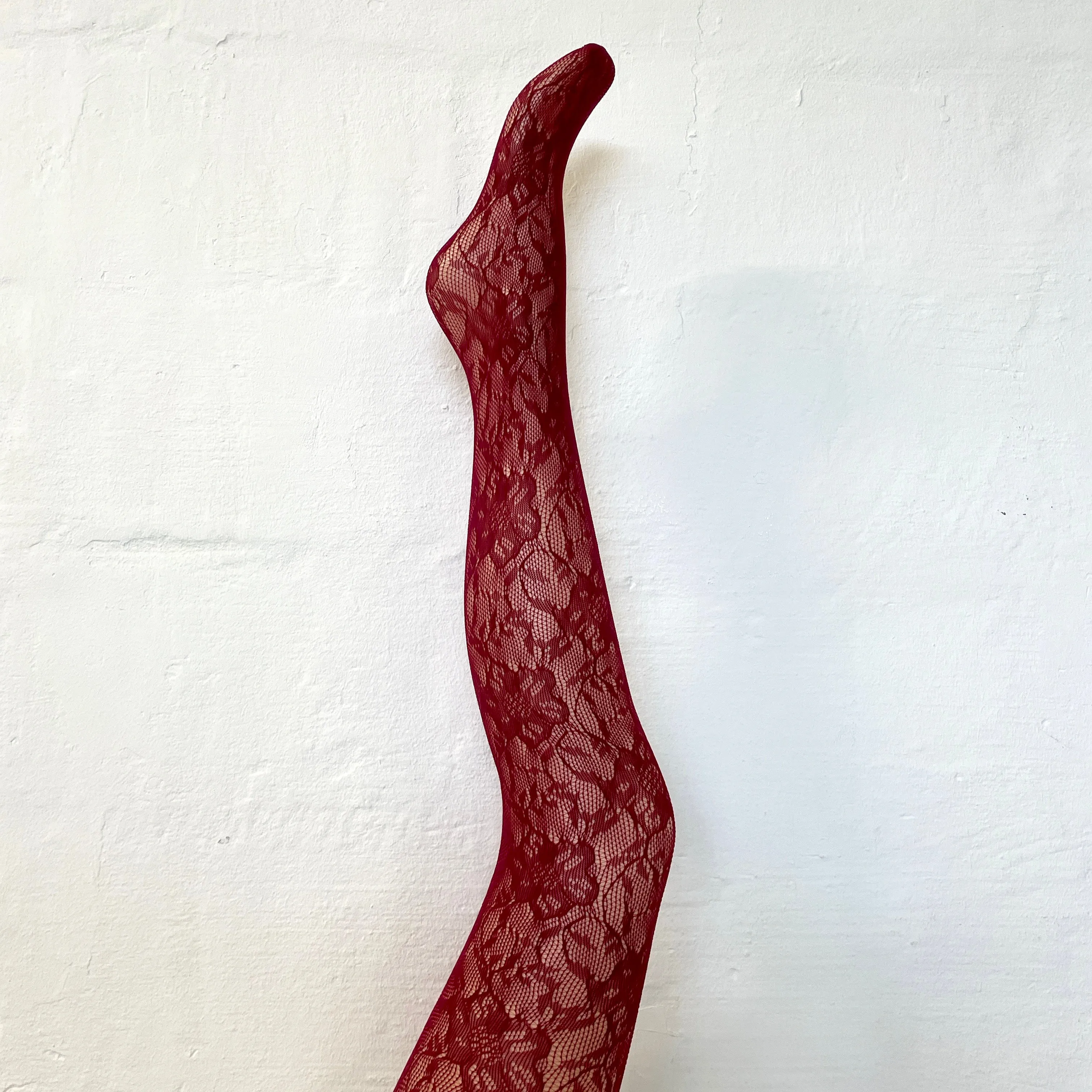 Flower Fishnet Tights - Bordeaux