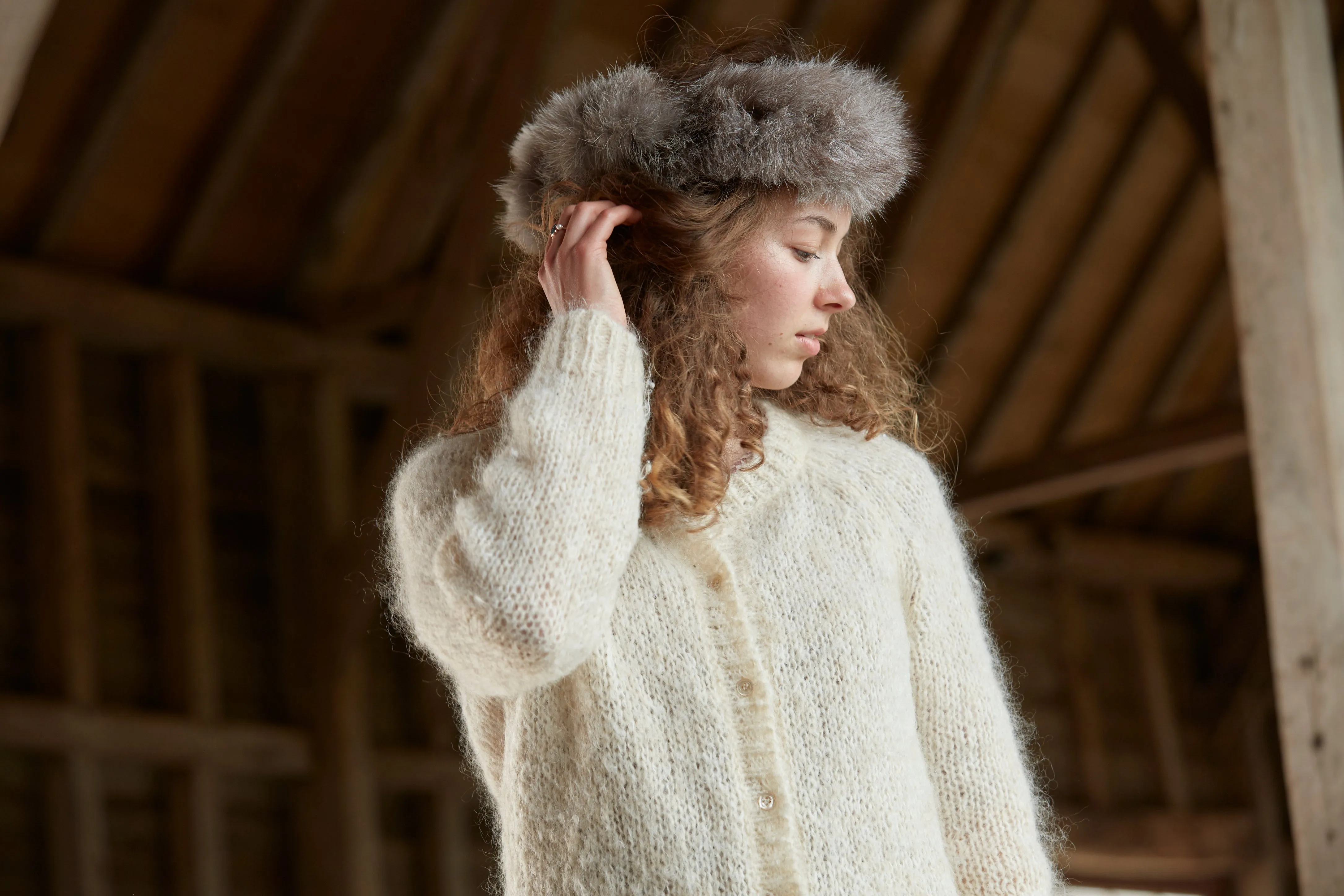 Headband in Mink Grey/White