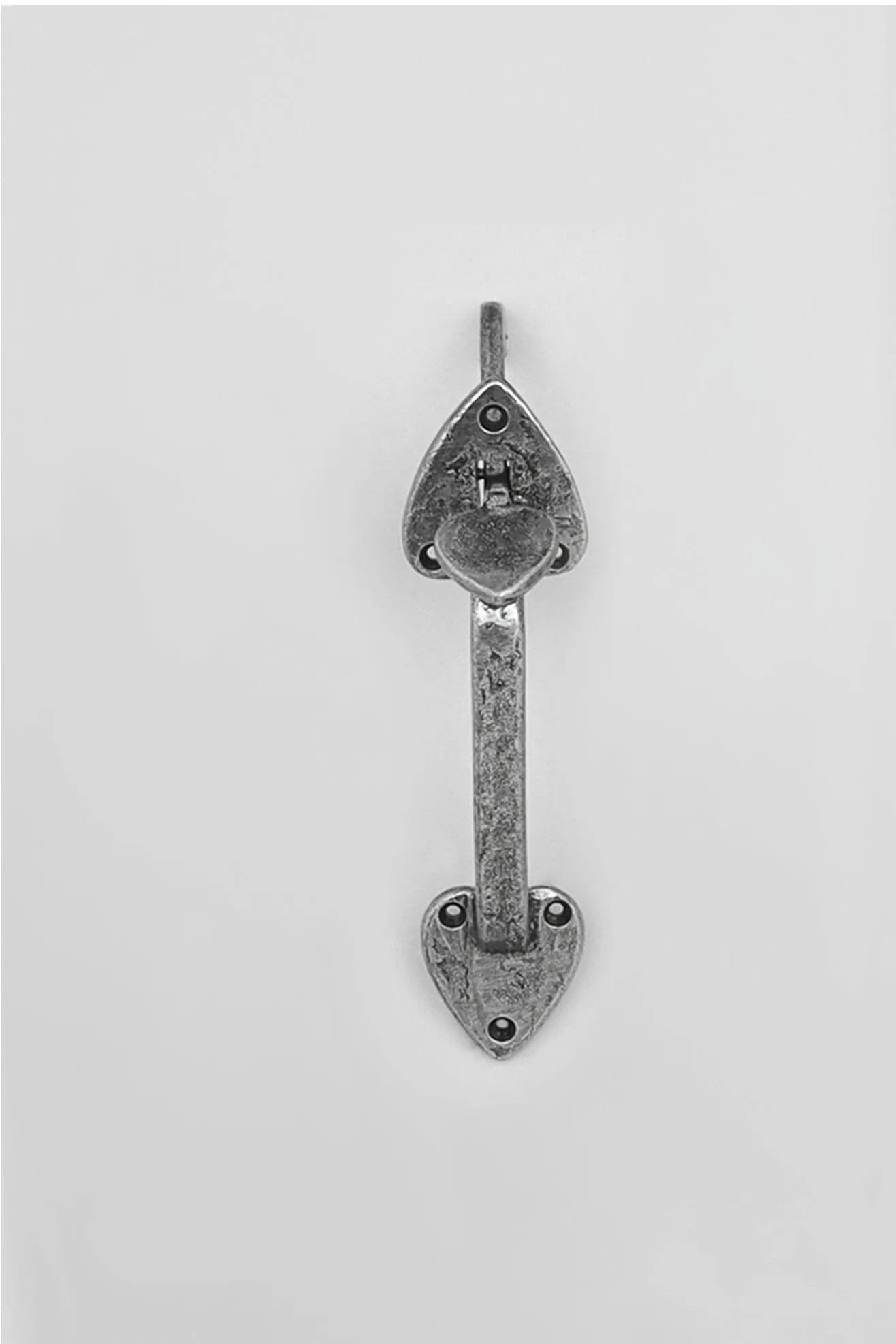 Pack of 18" Gothic Tee Hinge Pair and Heavy Thumb Door Latch in Pewter Finish