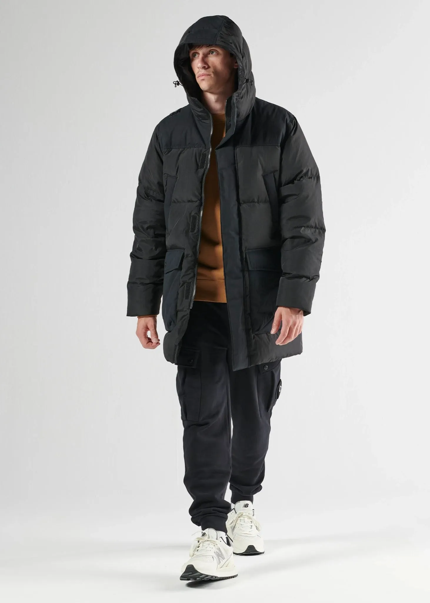 Recoil down coat parka - black