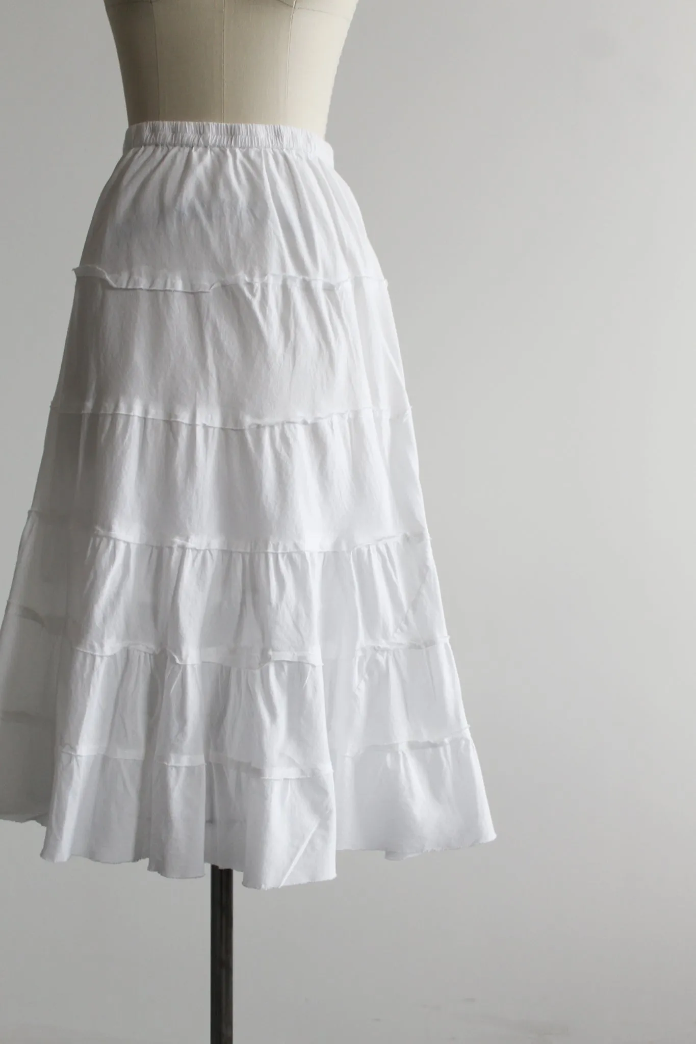 saltwhite cotton midi skirt