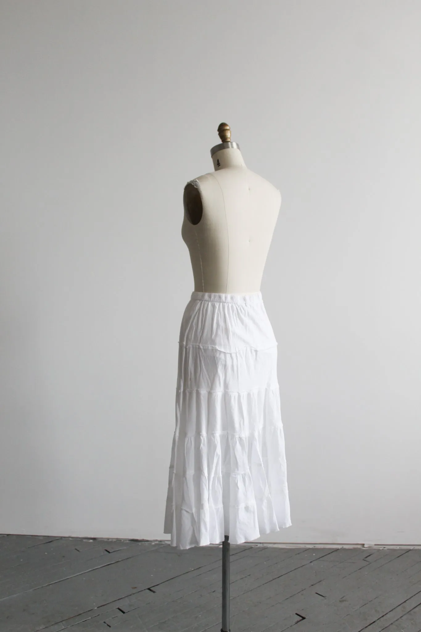 saltwhite cotton midi skirt