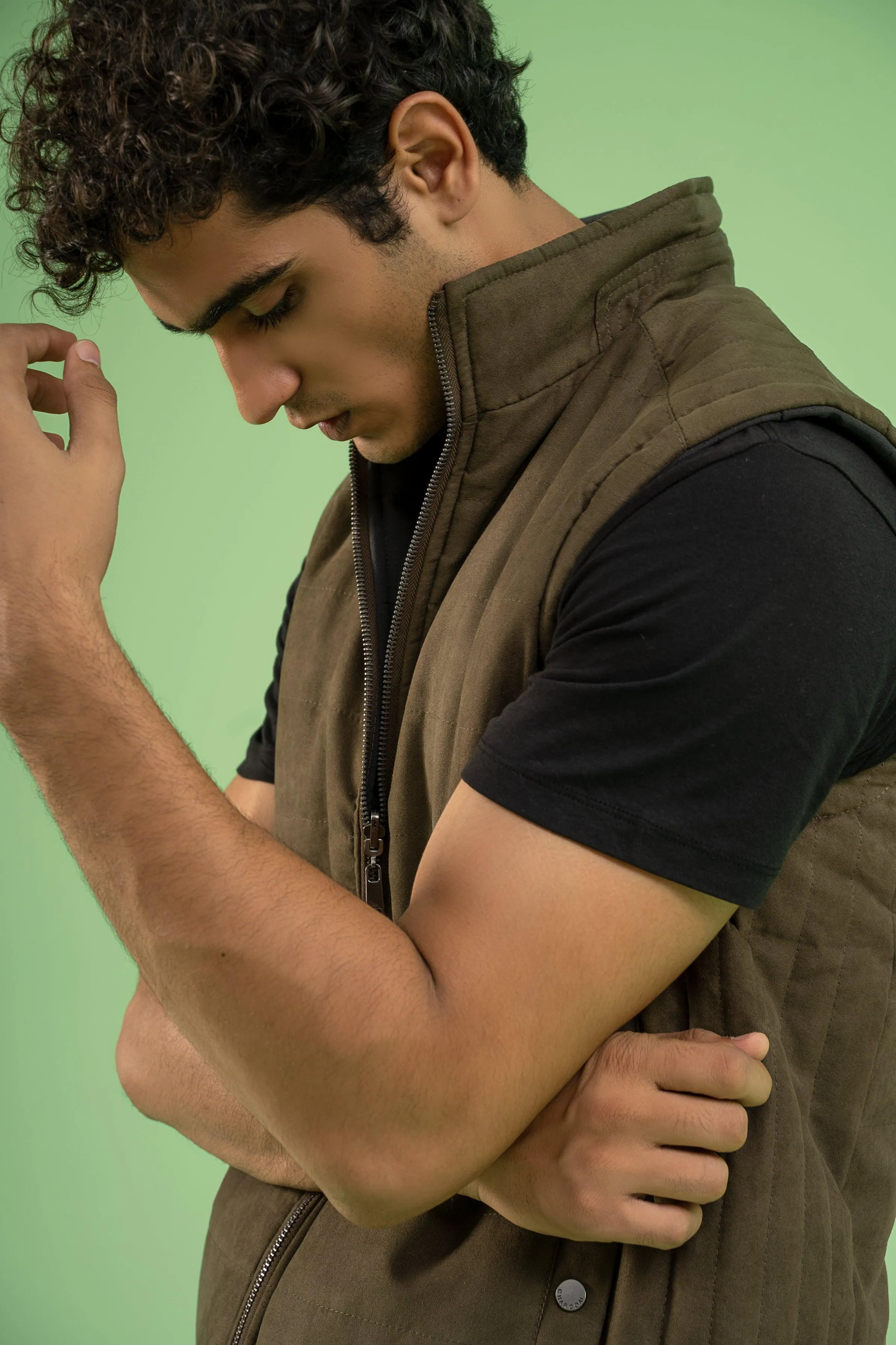 SLEEVELESS REVERSIBLE SUEDE JACKET GREEN