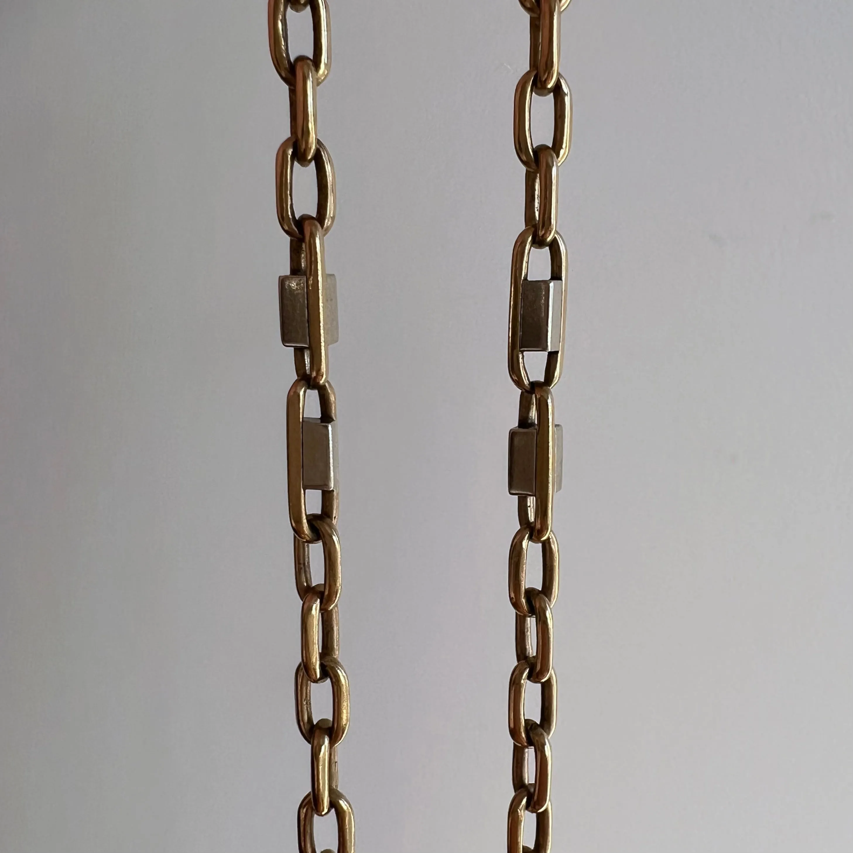 V I N T A G E // fancy biker / 9k 375 yellow and white gold biker station chain / 20.5", 13g