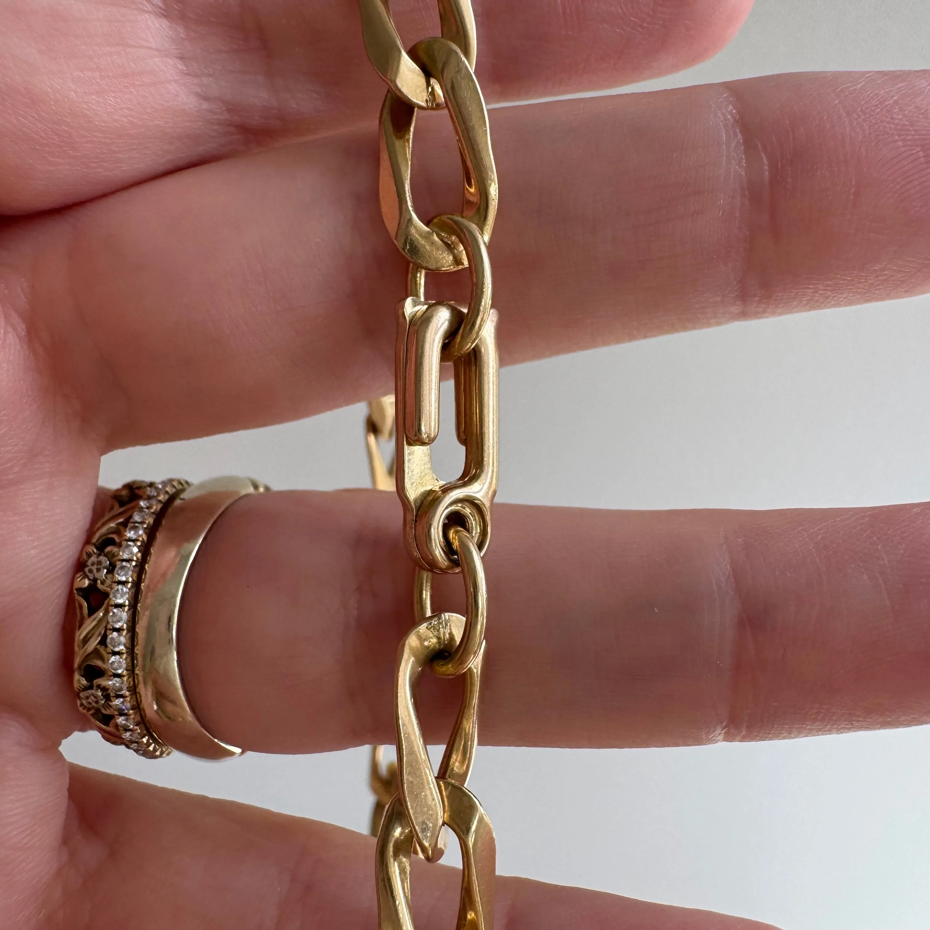 V I N T A G E // loveliest links / 14k yellow gold paperclip curb link bracelet / 8.5", 15.5g