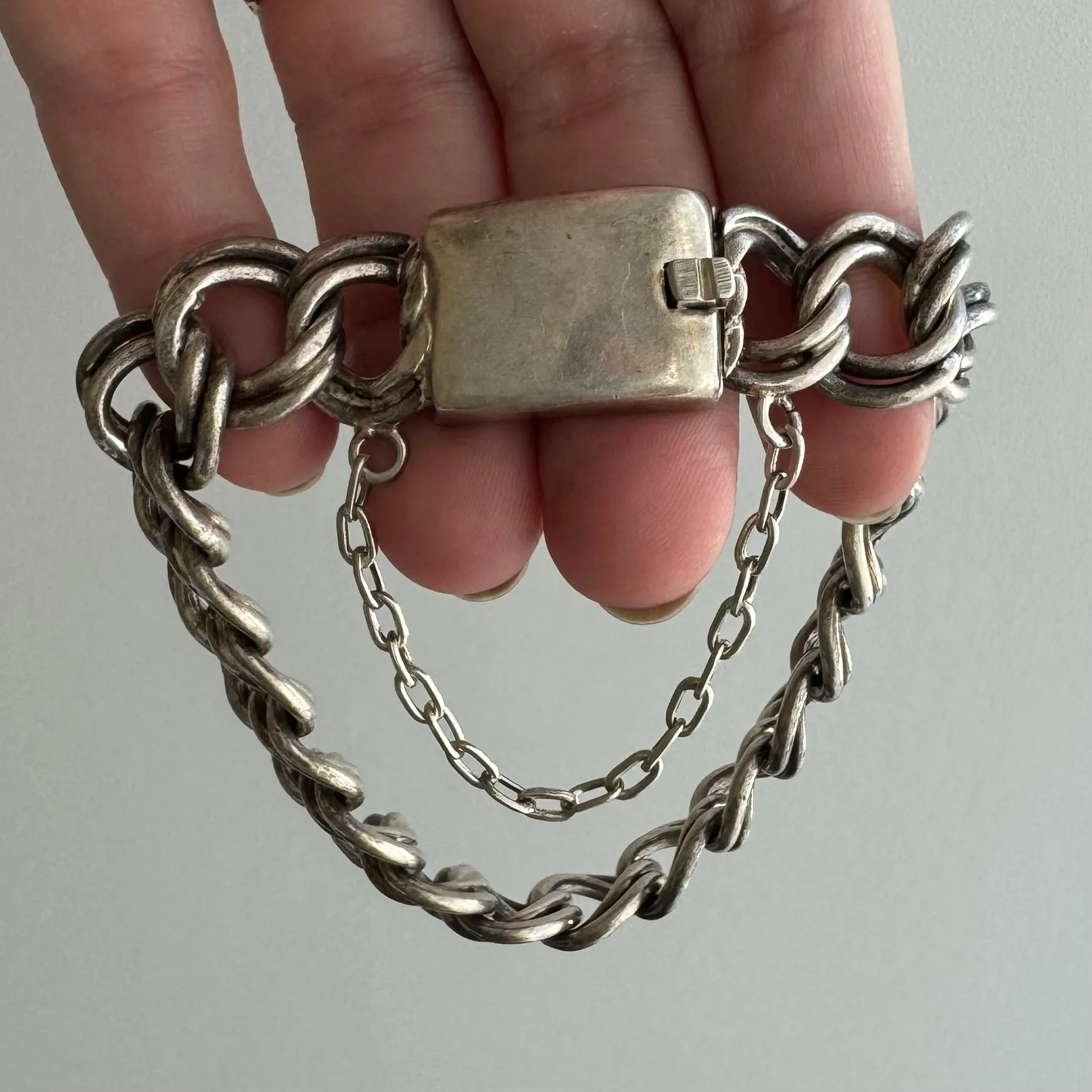 V I N T A G E // lovely links / sterling silver chunky wide double curb chain bracelet / 8", 50.9g